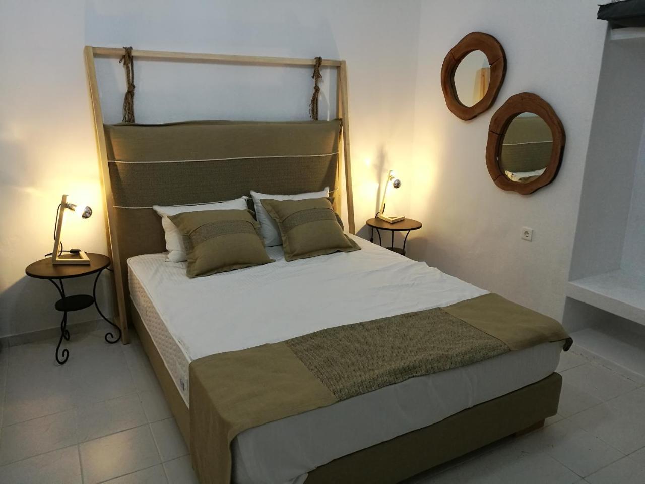 Gerania Milos Apartment Adamantas  ภายนอก รูปภาพ