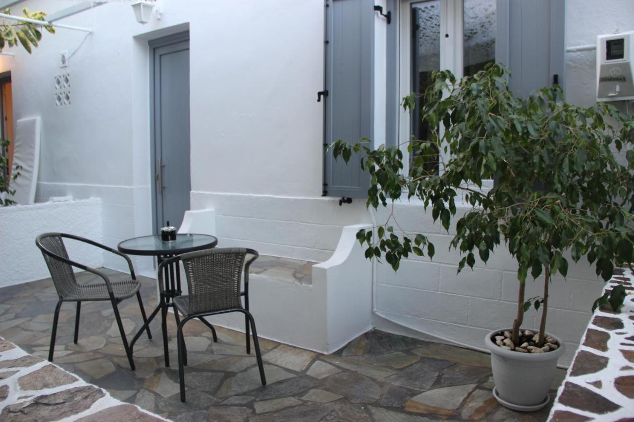 Gerania Milos Apartment Adamantas  ภายนอก รูปภาพ