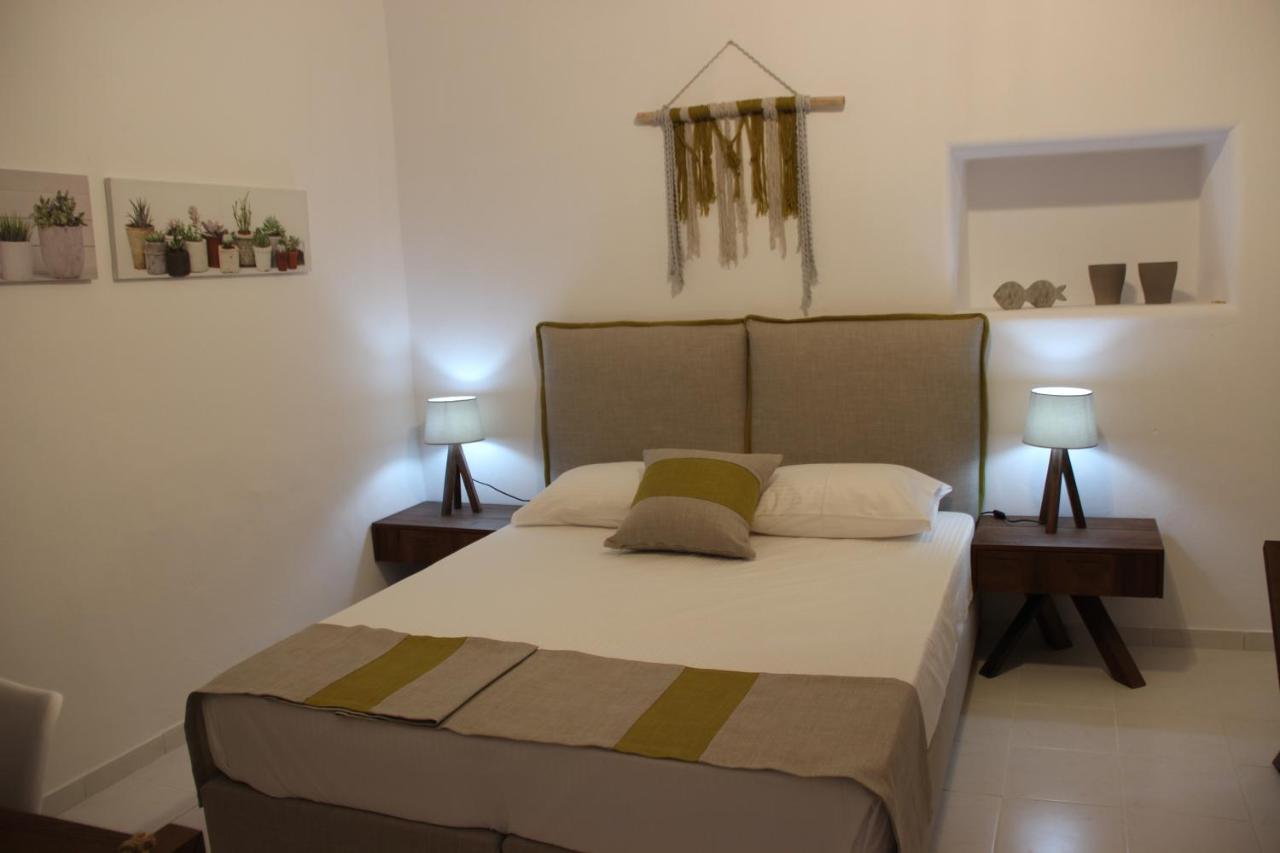 Gerania Milos Apartment Adamantas  ภายนอก รูปภาพ